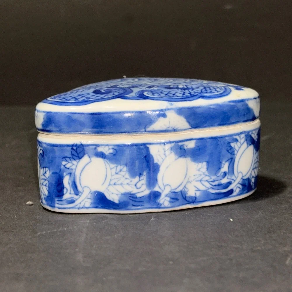 Unbranded blue white